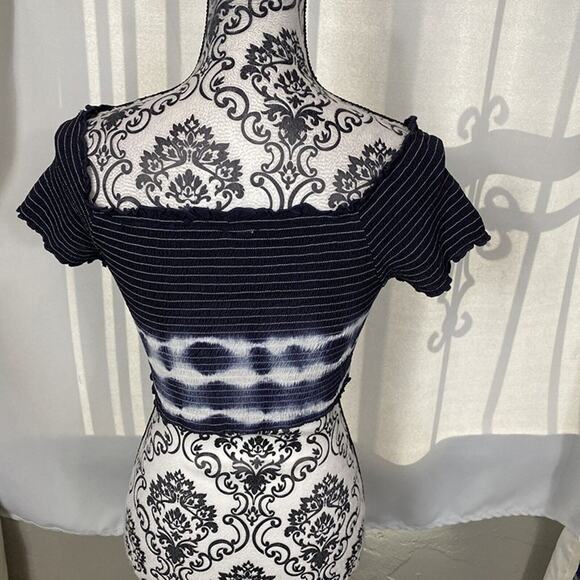 Goa Beachwear by Japna navy tie dyed striped stretchy crop top. size S - Picture 6 of 7